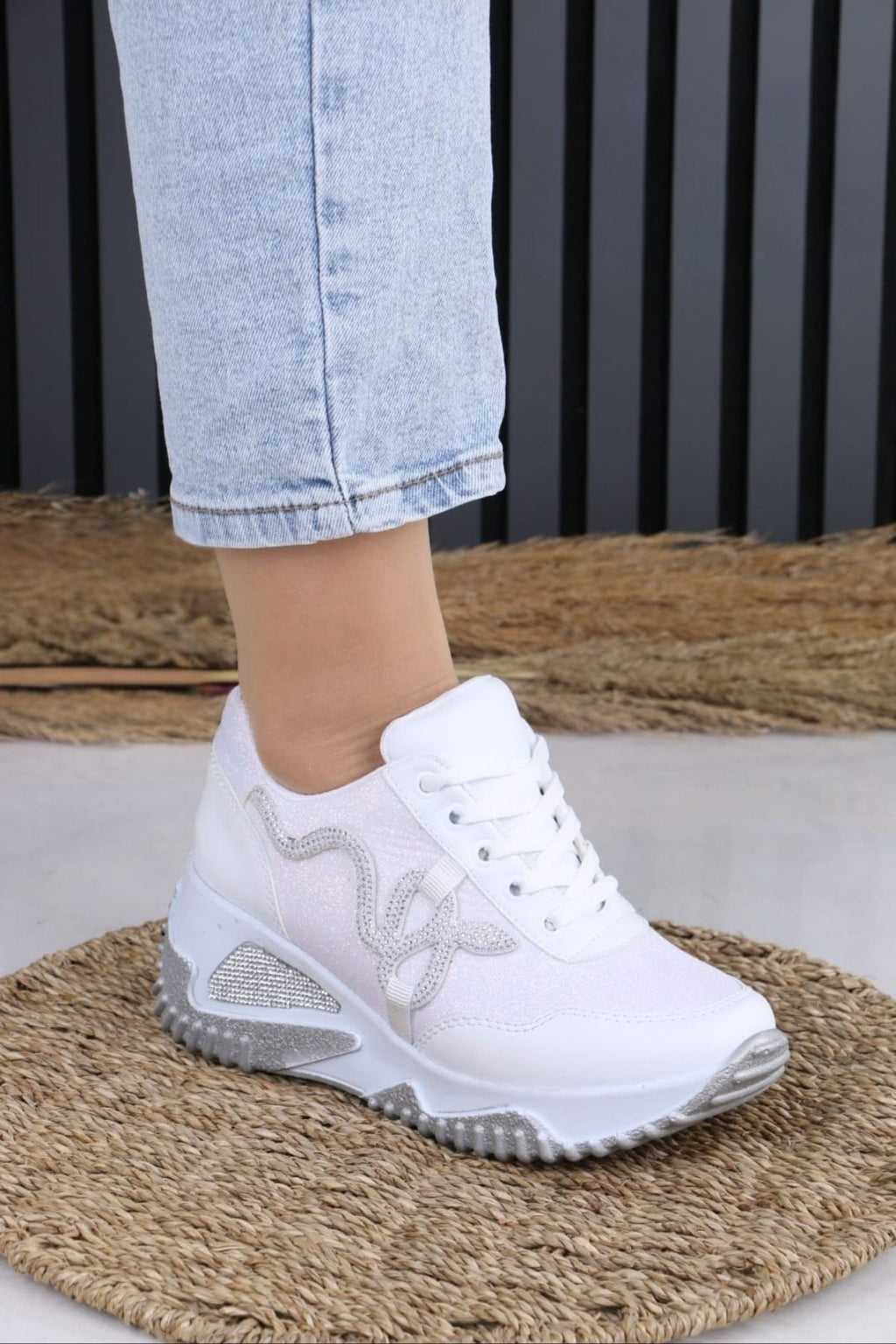 Kadın Beyaz Yılan Taş Desenli Sneaker LND4142 - Görsel 3