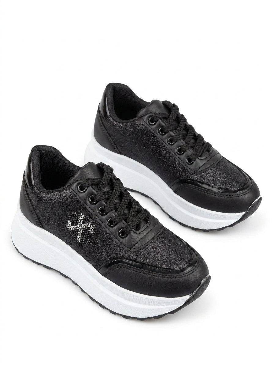 Soft Step Kadın Yumuşak tabanlı Siyah Beyaz Spor Ayakkabı NK4180